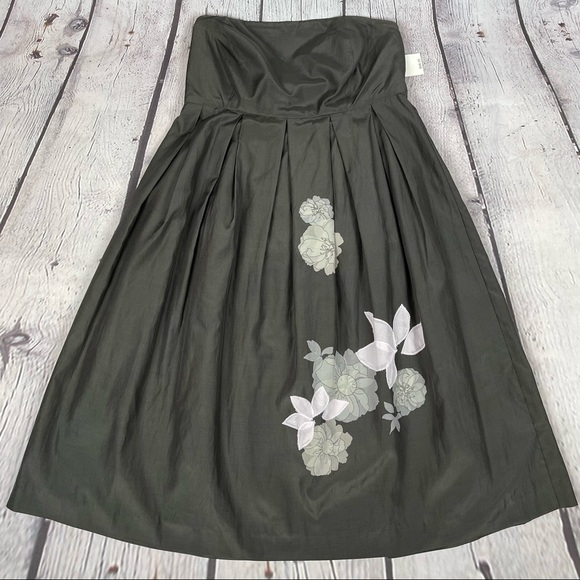 GAP women's NWT silk blend strapless dress slate grey floral applique size 2 - Picture 10 of 15